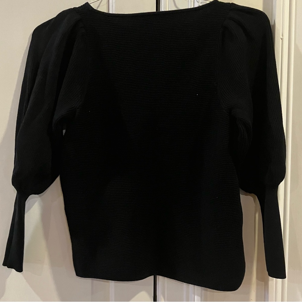 Sweater - Picture 4 of 6